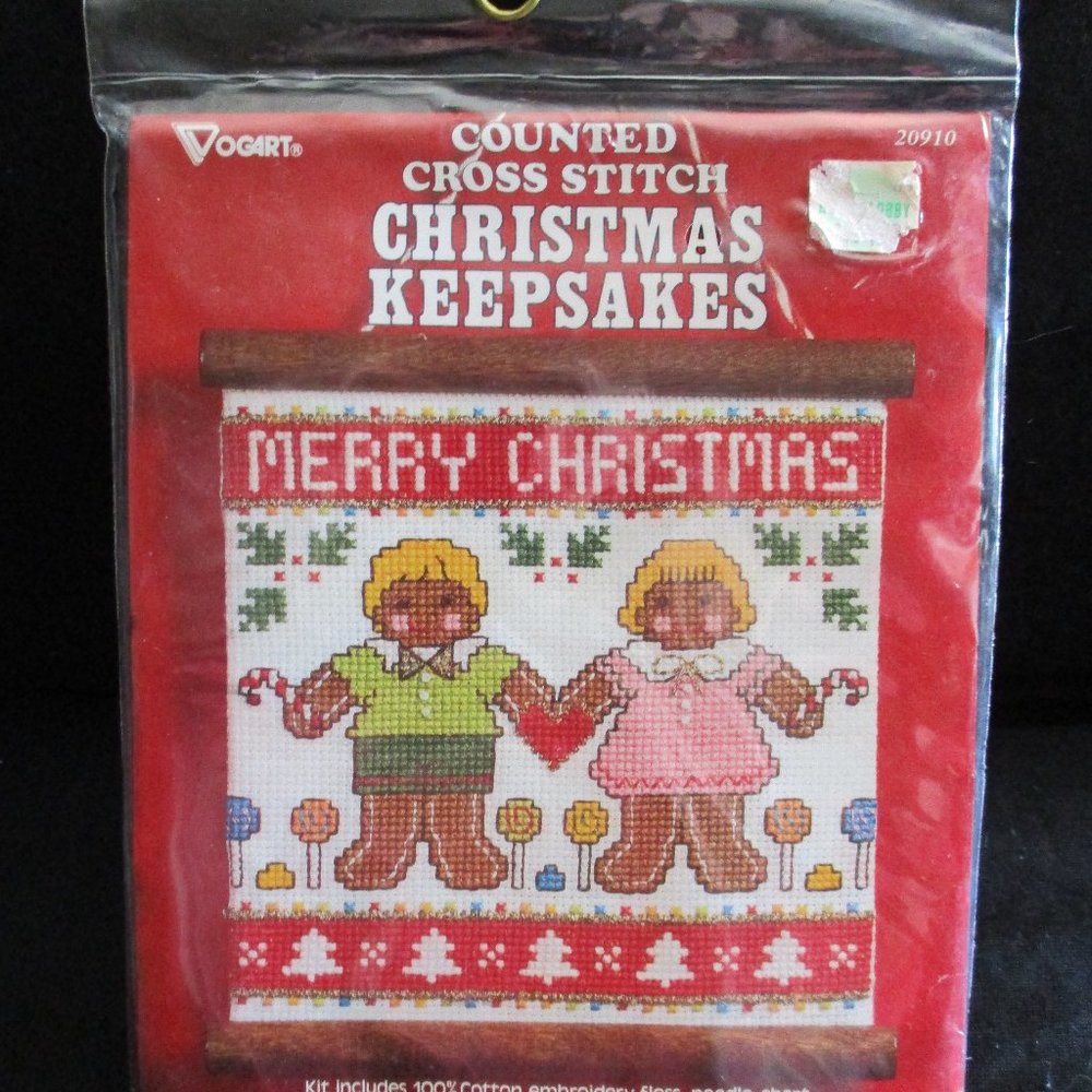 Vintage Vogart Counted Cross Stitch Kit Christmas Keepsakes 'Merry Christmas'